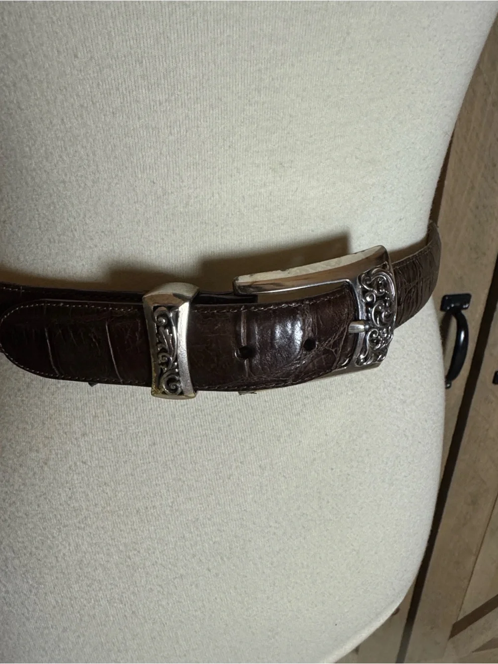 Brighton Brown croc embossed Leather Belt with silver tone scrolls Size Small